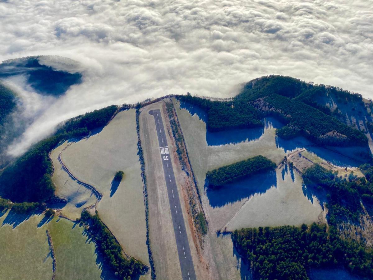 Вилла Ecole De Pilotage Ulm Lozere Манд Экстерьер фото