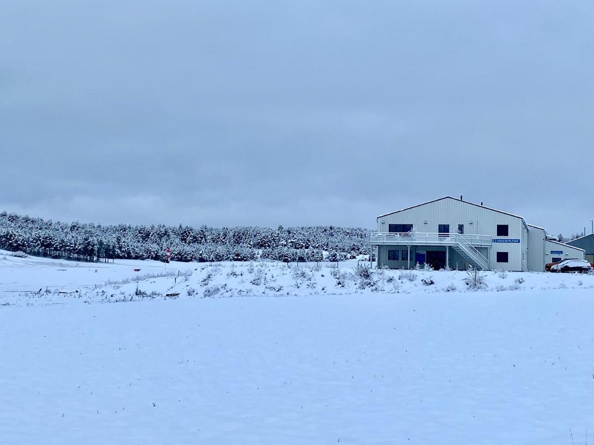 Вилла Ecole De Pilotage Ulm Lozere Манд Экстерьер фото